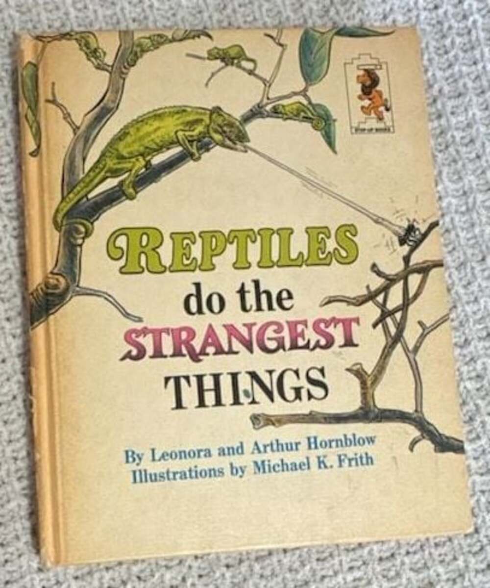 Reptiles Do the Strangest Things (Step-Up Books Series: No. 20)